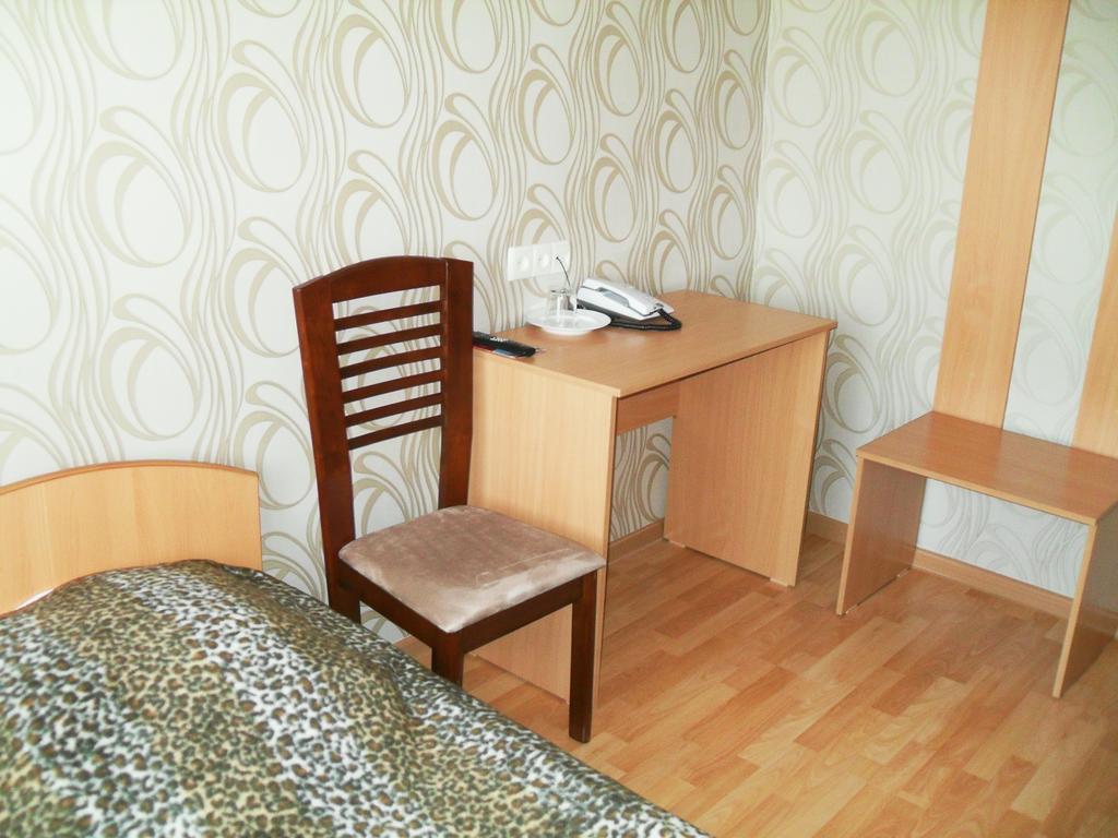 Ust-Kamenogorsk Hotel Cameră foto